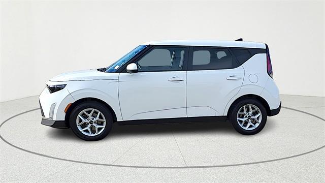 used 2024 Kia Soul car, priced at $15,991