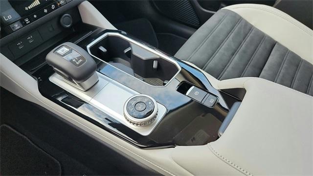 new 2025 Mitsubishi Outlander car, priced at $28,595