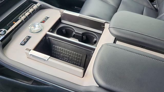 used 2025 Lincoln Navigator L car, priced at $87,966