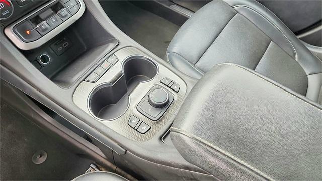 used 2023 GMC Acadia car, priced at $24,491