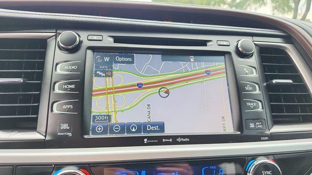 used 2019 Toyota Highlander car, priced at $24,266