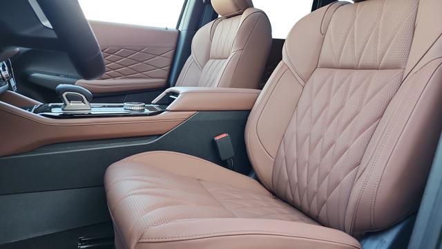 new 2026 Mitsubishi Outlander car, priced at $37,705