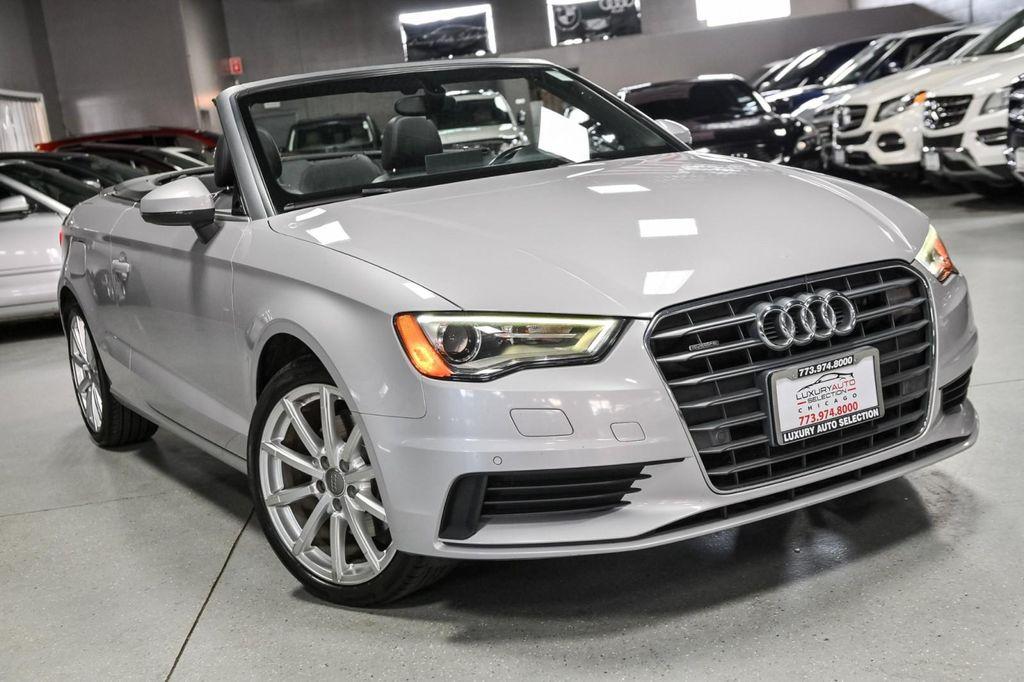 2015 Florett Silver Metallic/Black Roof Audi A3