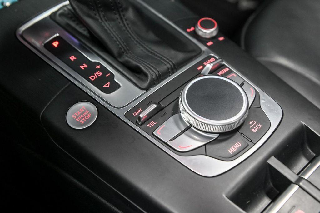 2015 Florett Silver Metallic/Black Roof Audi A3