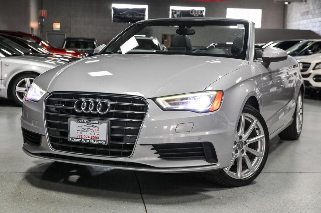 2015 Florett Silver Metallic/Black Roof Audi A3