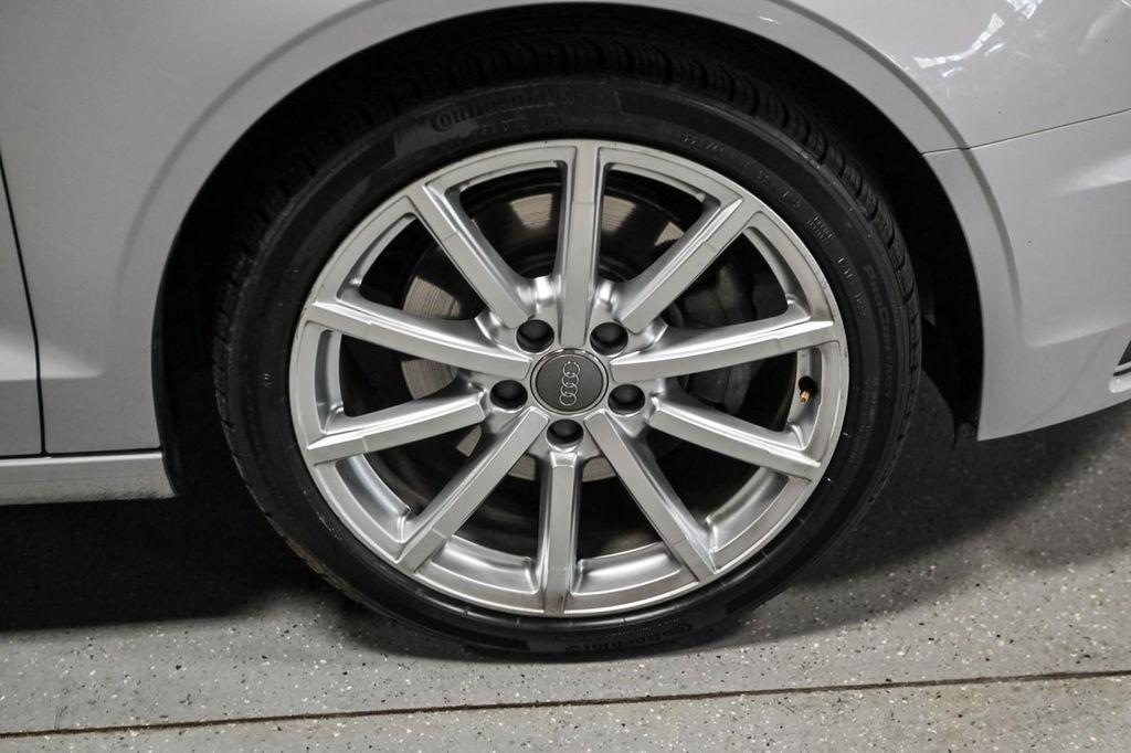 2015 Florett Silver Metallic/Black Roof Audi A3