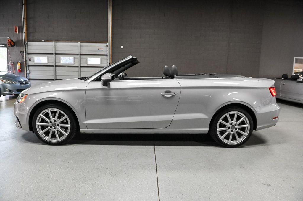 2015 Florett Silver Metallic/Black Roof Audi A3