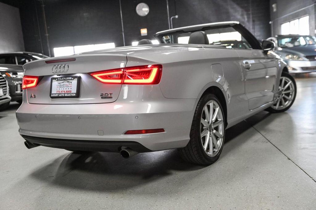 2015 Florett Silver Metallic/Black Roof Audi A3
