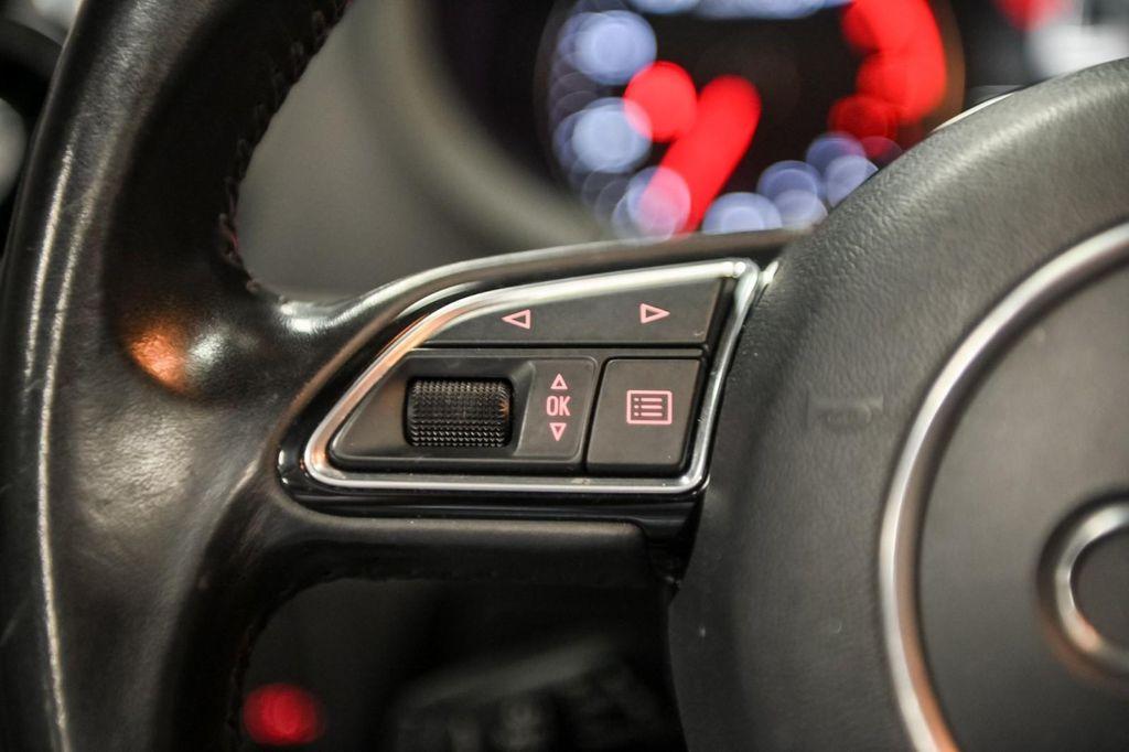 2015 Florett Silver Metallic/Black Roof Audi A3