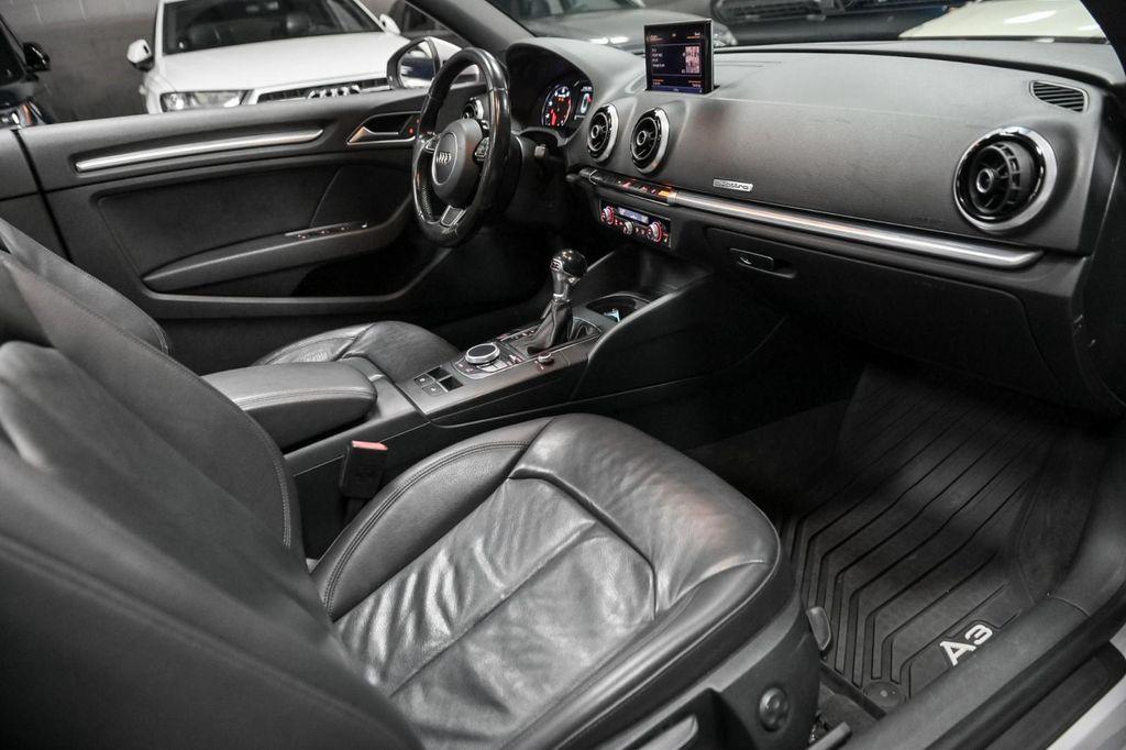 2015 Florett Silver Metallic/Black Roof Audi A3