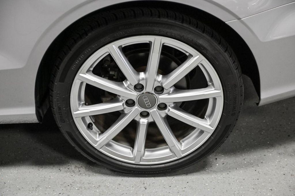 2015 Florett Silver Metallic/Black Roof Audi A3