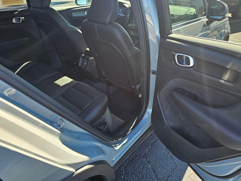 used 2025 Volvo XC40 car, priced at $32,874