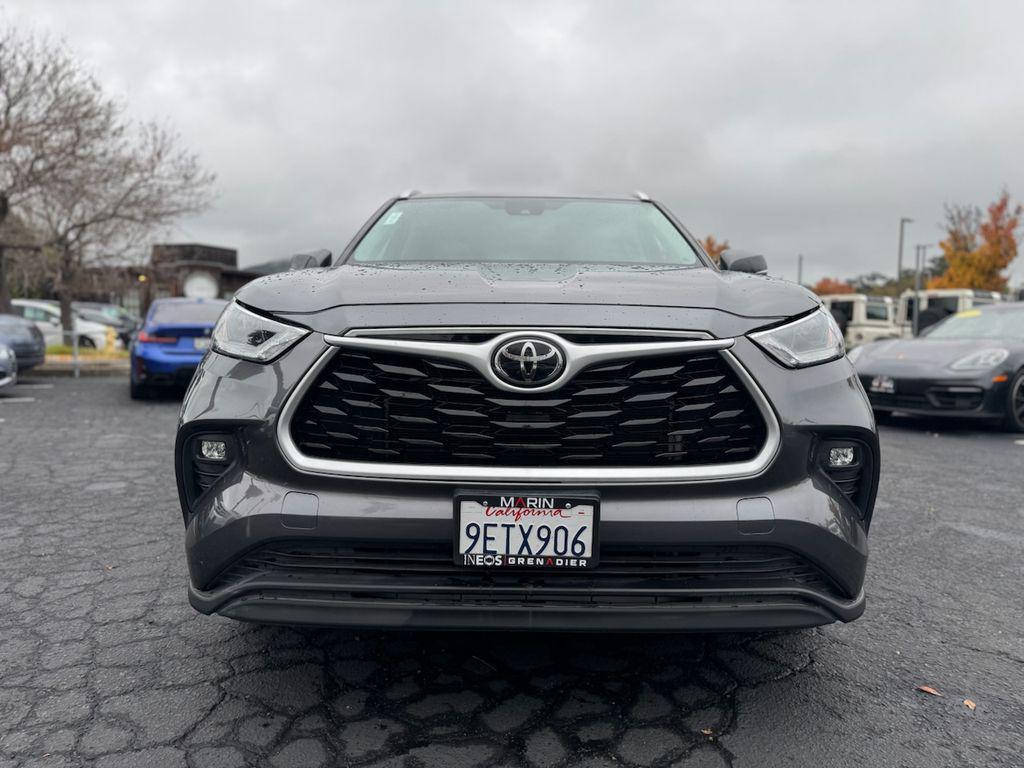 used 2023 Toyota Highlander car, priced at $30,998