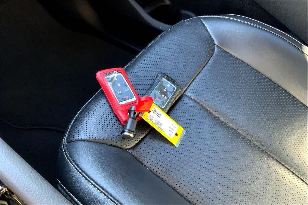 used 2023 Jeep Grand Cherokee car, priced at $28,998