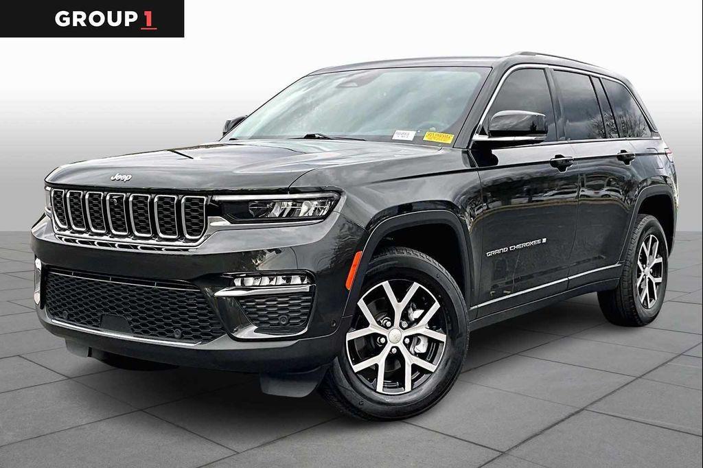 used 2023 Jeep Grand Cherokee car, priced at $28,898