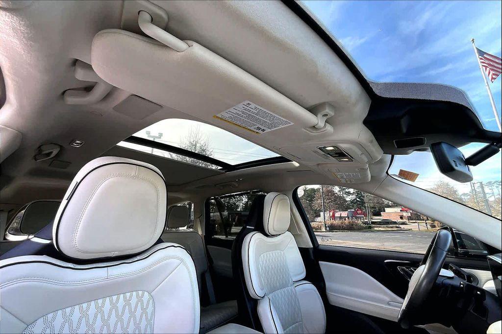 used 2022 Lincoln Aviator car, priced at $42,998