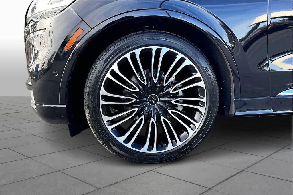 used 2022 Lincoln Aviator car, priced at $42,998