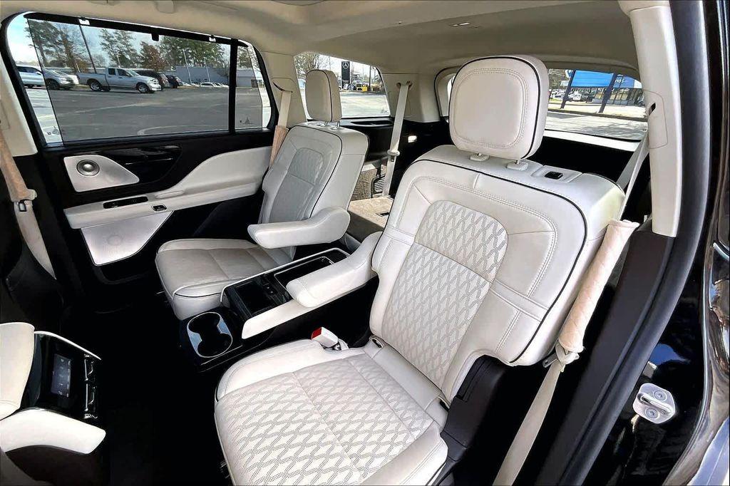 used 2022 Lincoln Aviator car, priced at $42,998