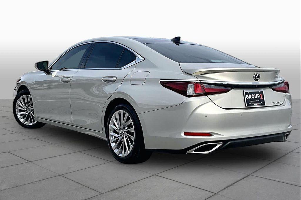 used 2022 Lexus ES 350 car, priced at $39,998