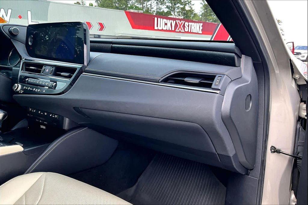 used 2022 Lexus ES 350 car, priced at $39,998