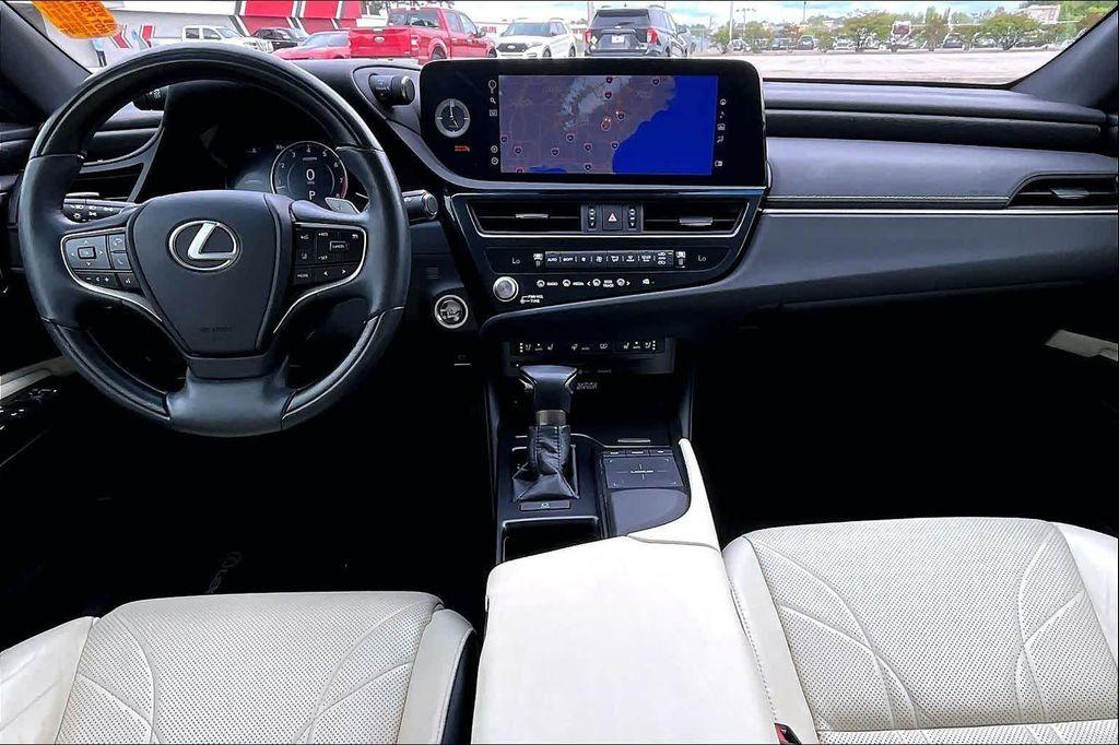 used 2022 Lexus ES 350 car, priced at $39,998