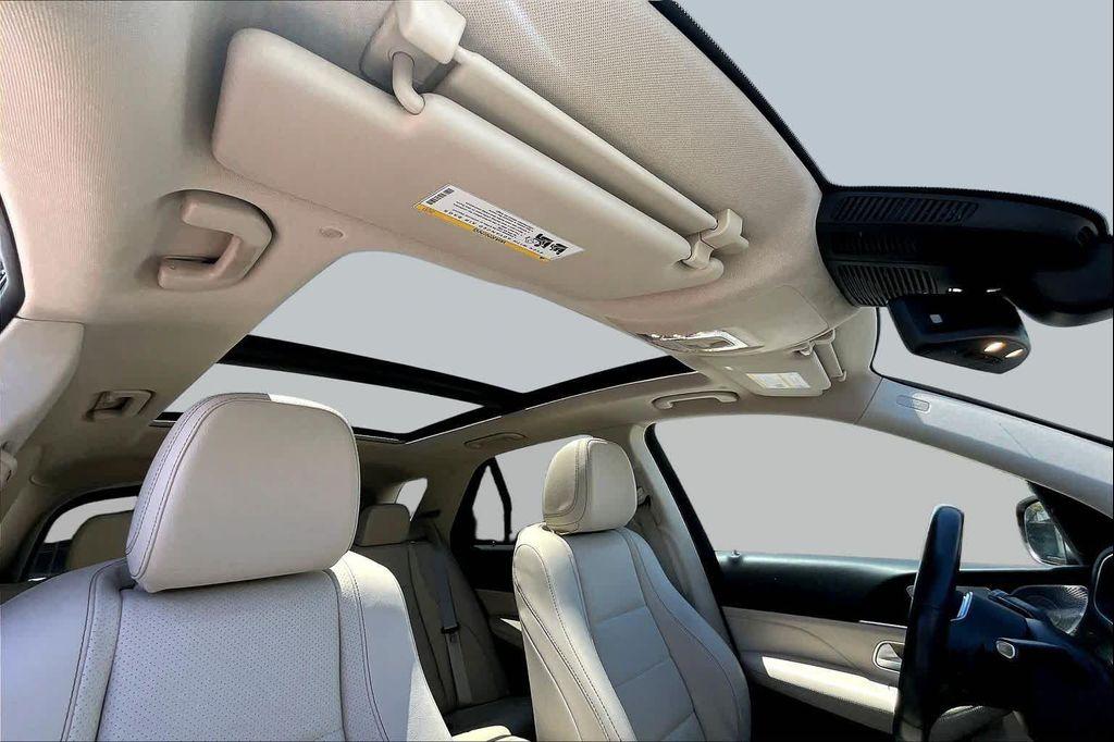 used 2022 Mercedes-Benz GLE 450 car, priced at $50,086