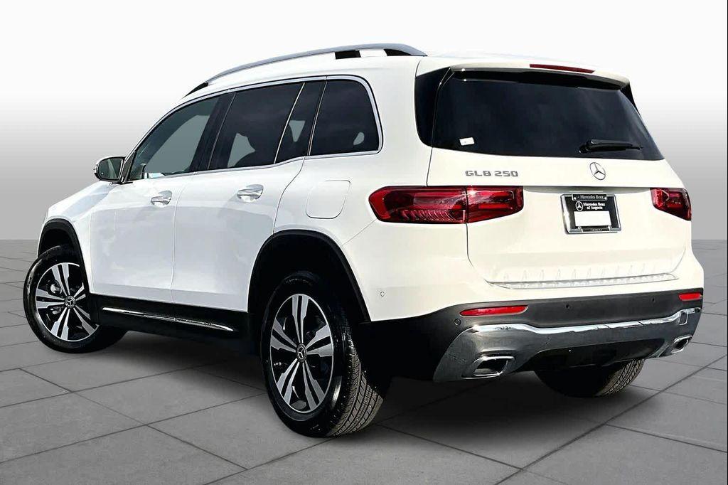 used 2025 Mercedes-Benz GLB 250 car, priced at $38,998