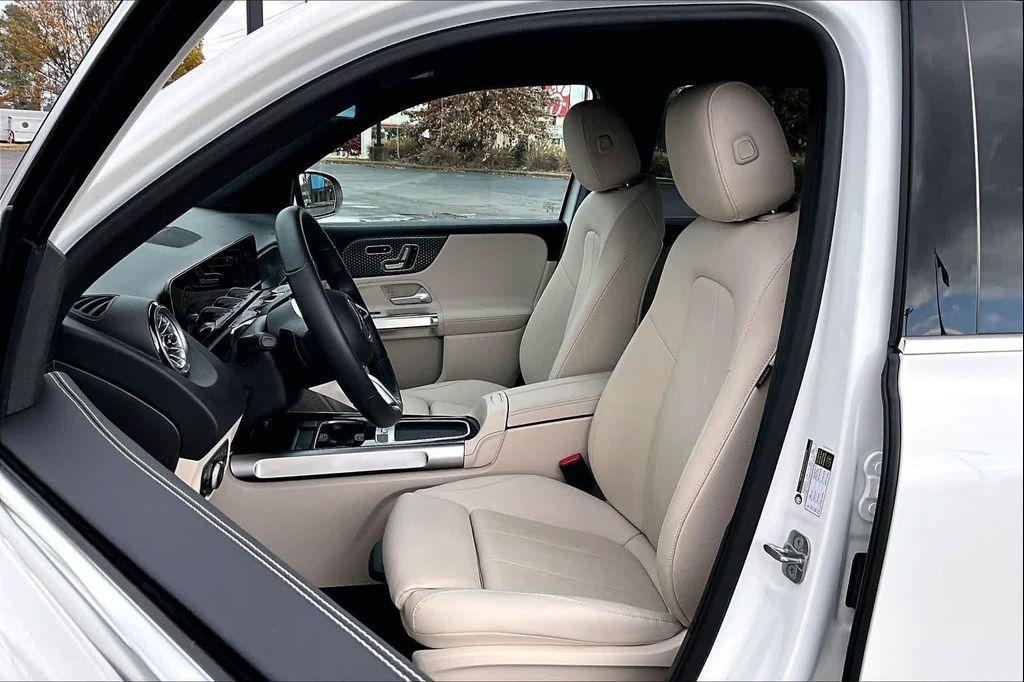 used 2025 Mercedes-Benz GLB 250 car, priced at $38,998