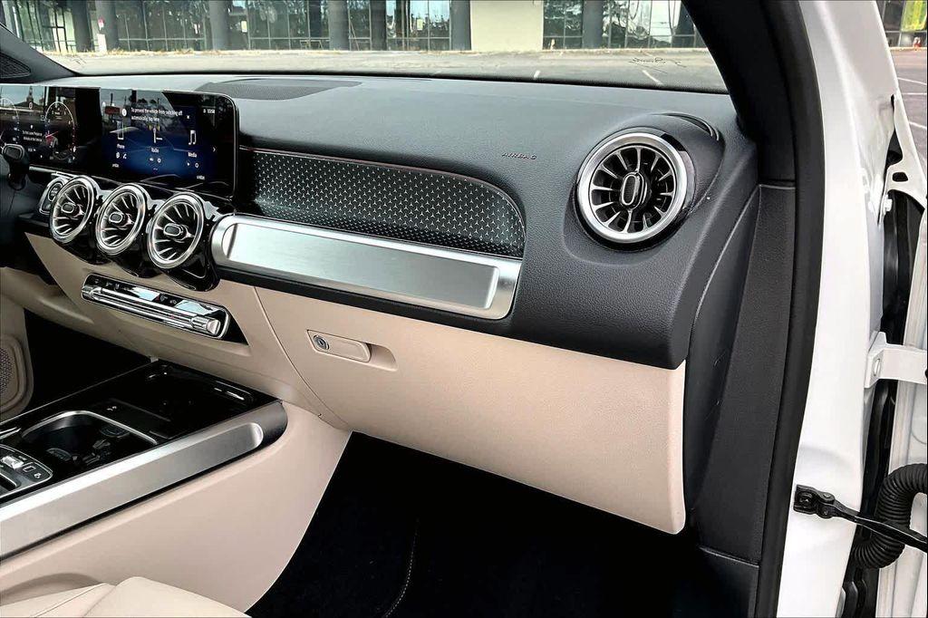 used 2025 Mercedes-Benz GLB 250 car, priced at $38,998