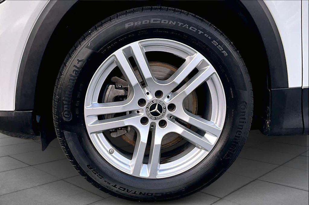 used 2020 Mercedes-Benz GLB 250 car, priced at $22,798