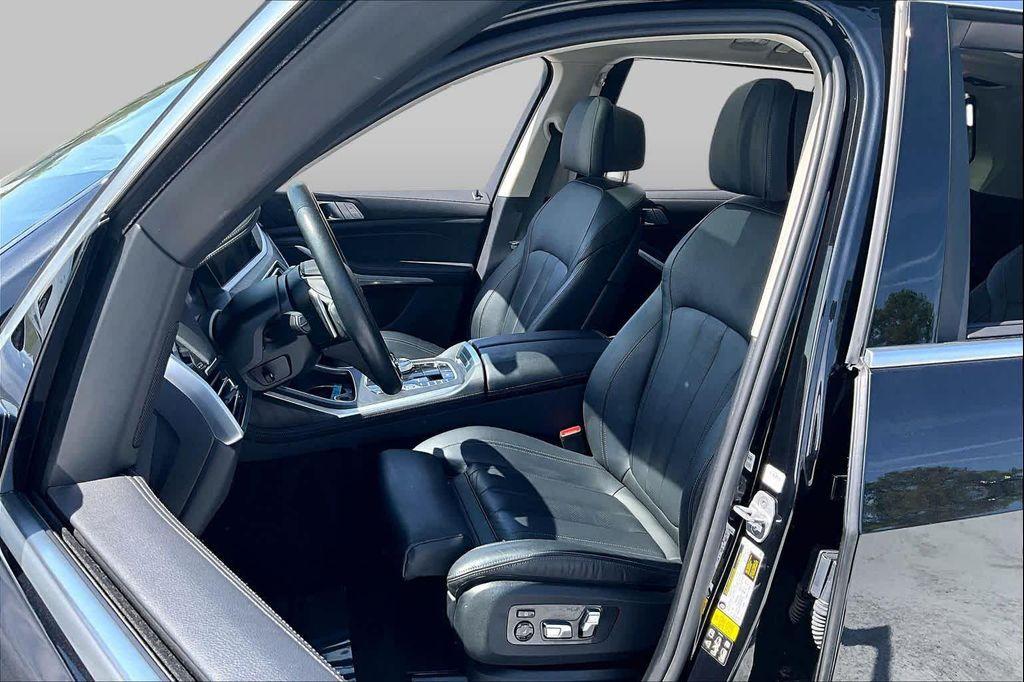 used 2022 BMW X7 car, priced at $46,086