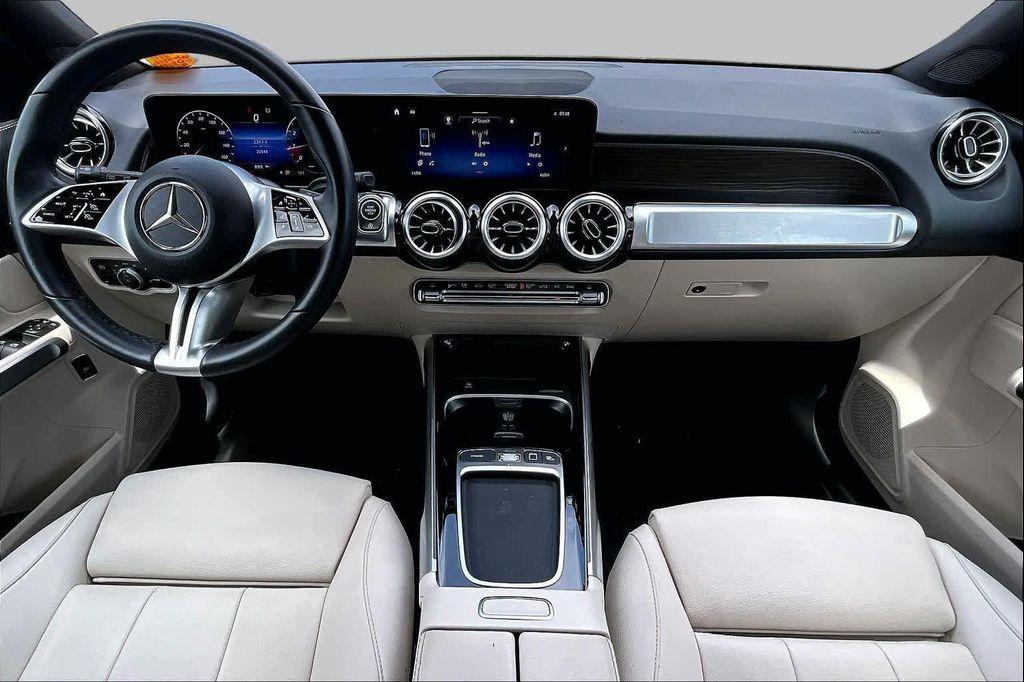 used 2025 Mercedes-Benz GLB 250 car, priced at $39,086