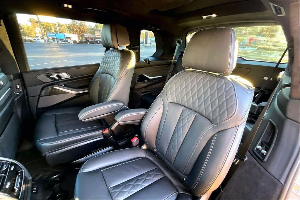 used 2025 BMW X7 car, priced at $97,998