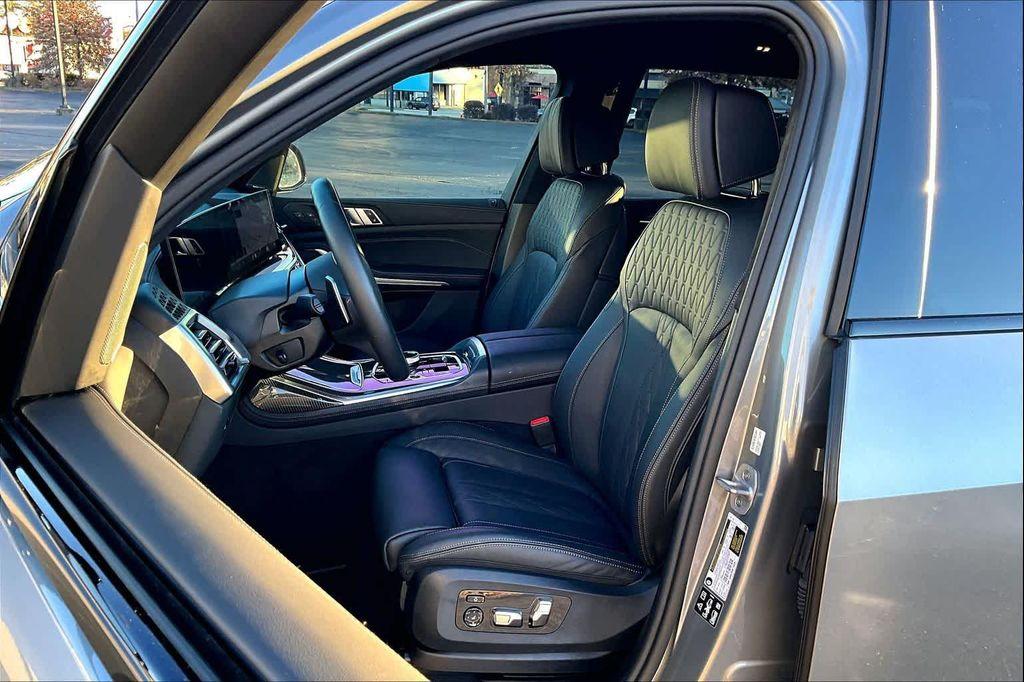 used 2025 BMW X7 car, priced at $97,998