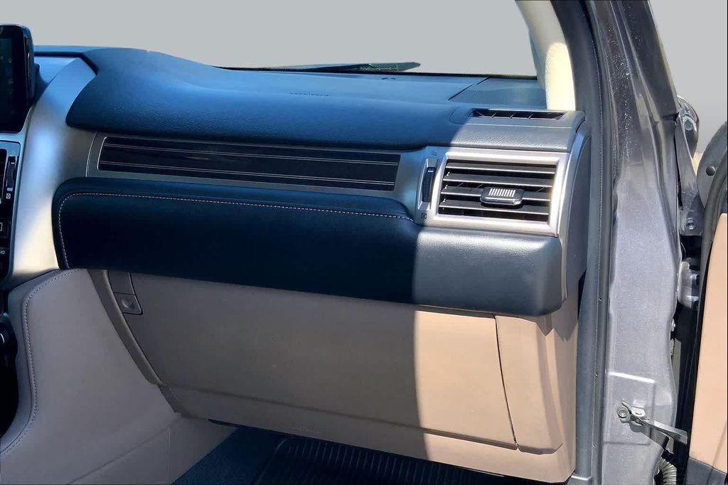 used 2023 Lexus GX 460 car, priced at $58,011