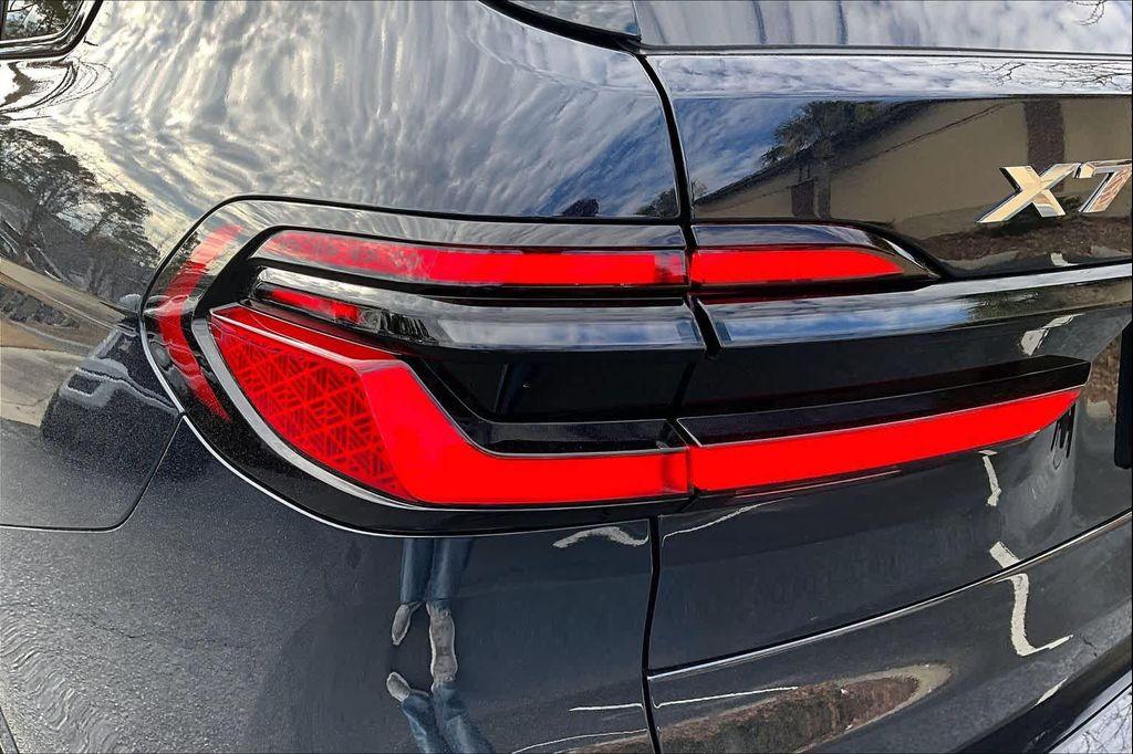 new 2026 BMW X7 car, priced at $103,750