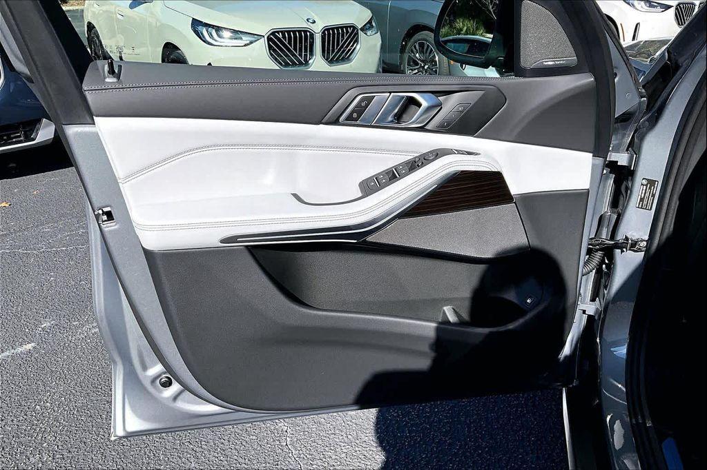 new 2026 BMW X5 PHEV car, priced at $85,175