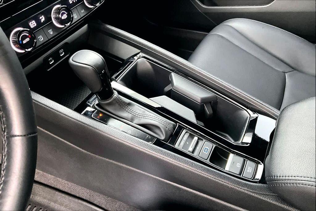 used 2024 Honda Accord Hybrid car, priced at $27,900