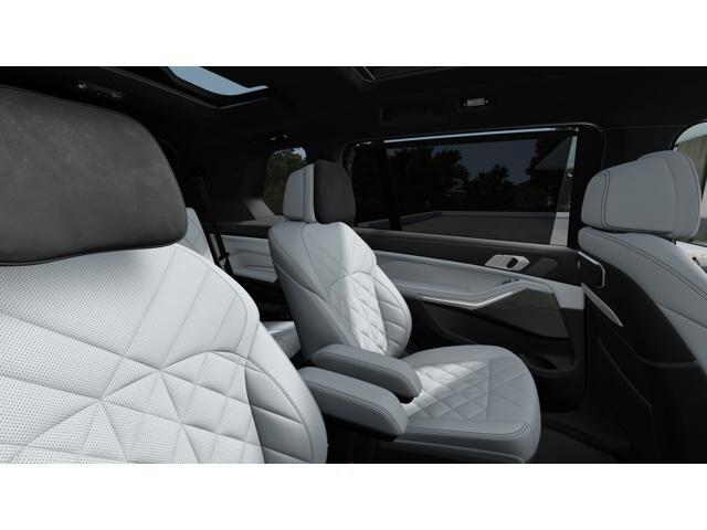 new 2026 BMW X7 car, priced at $101,200