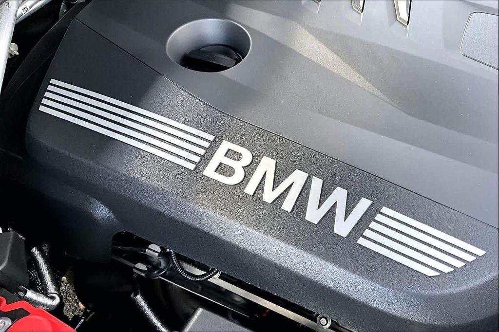 new 2026 BMW X7 car, priced at $101,200