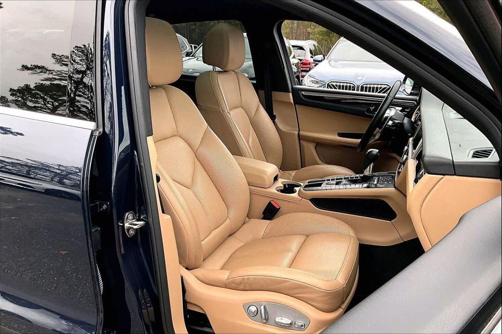 used 2020 Porsche Macan car, priced at $29,700
