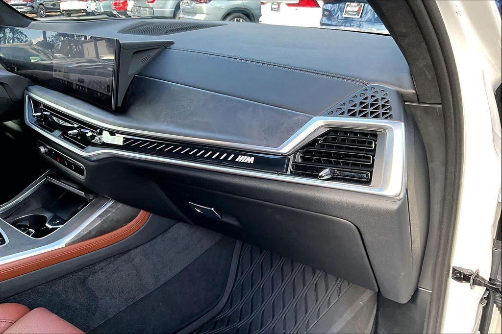 used 2025 BMW X7 car, priced at $90,400