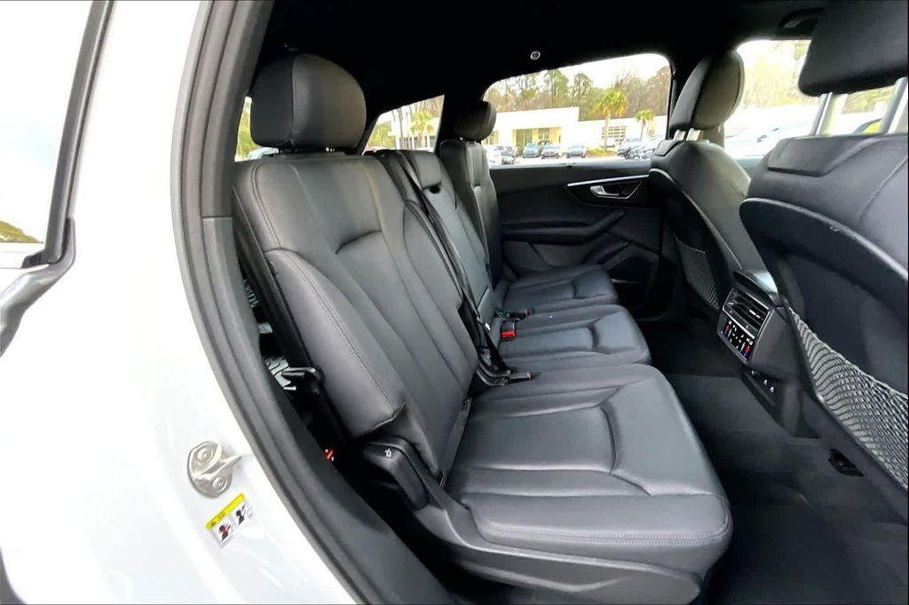 used 2023 Audi Q7 car, priced at $46,500