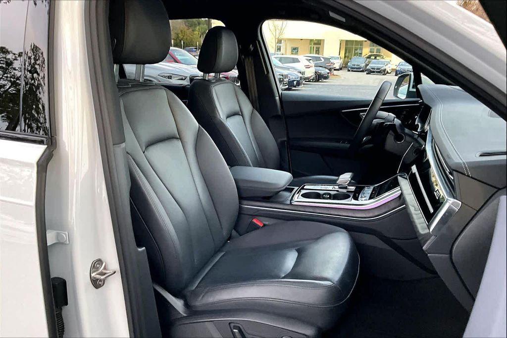 used 2023 Audi Q7 car, priced at $46,500