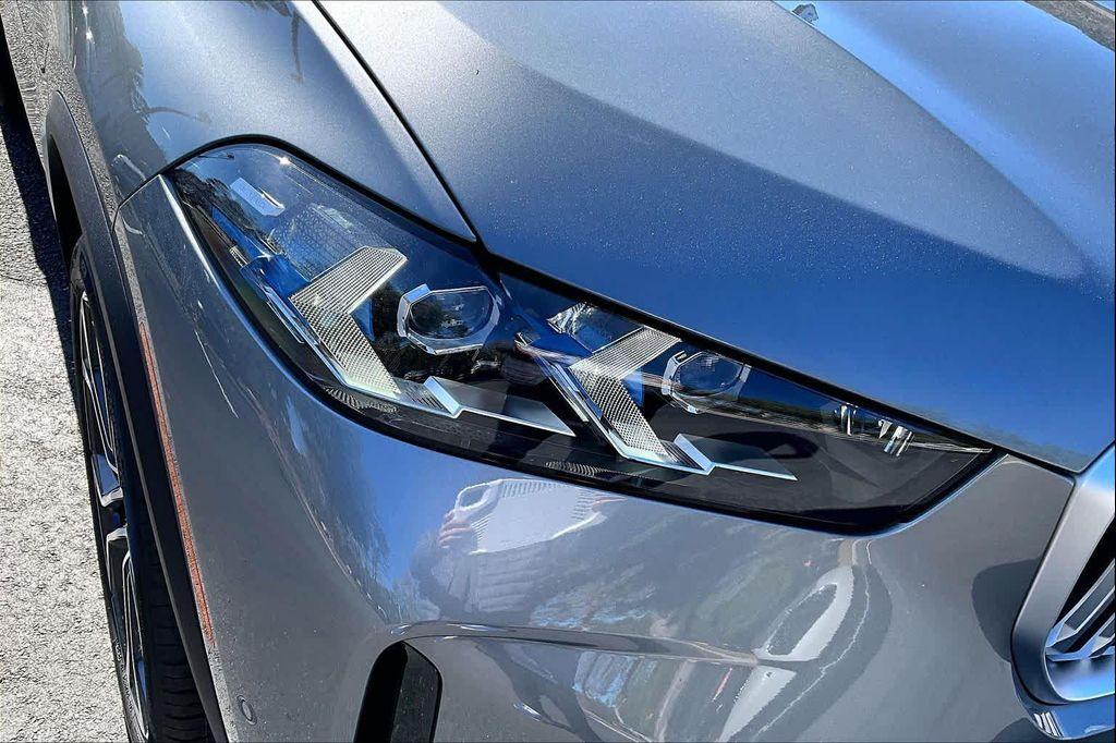 new 2026 BMW X5 PHEV car, priced at $81,275
