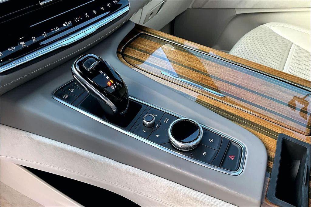 used 2021 Cadillac Escalade ESV car, priced at $43,400