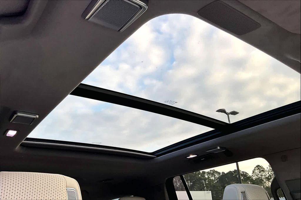 used 2021 Cadillac Escalade ESV car, priced at $43,400