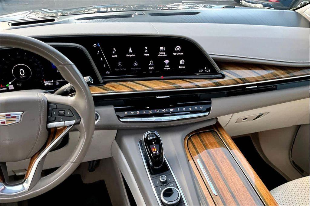 used 2021 Cadillac Escalade ESV car, priced at $43,400