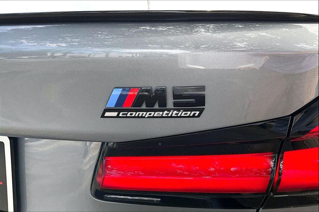 used 2023 BMW M5 car, priced at $86,496