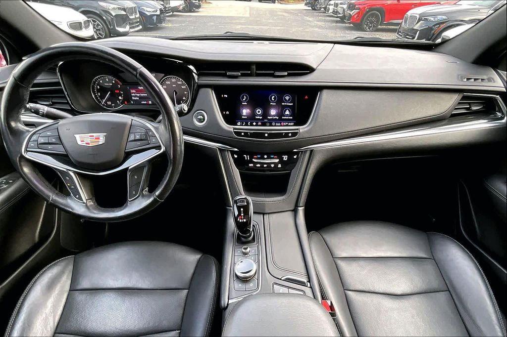 used 2020 Cadillac XT5 car, priced at $22,700